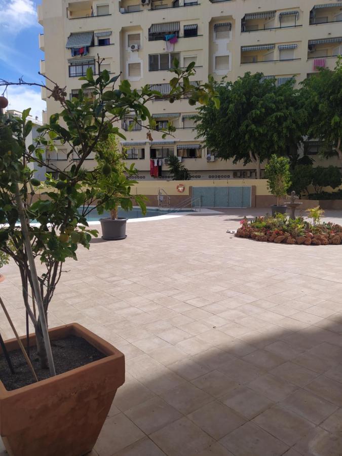 Ver621 - Estudio Con Vistas Al Mar, Wifi, Piscina, Centro A 100 Metros, Playa A 600 Metros Torremolinos Exterior photo